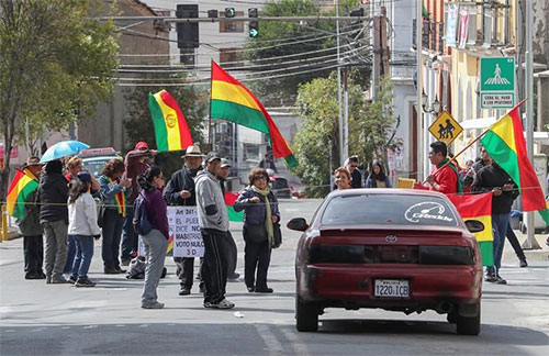 opositores al gobierno de Evo Morales Evo Morales agradece el apoyo de los suyos y llama a la unidad